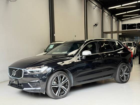 VOLVO XC60 2.0 T8 HYBRID R-DESIGN AWD GEARTRONIC VOLVO XC60 2.0 T8 HYBRID R-DESIGN AWD GEARTRONIC